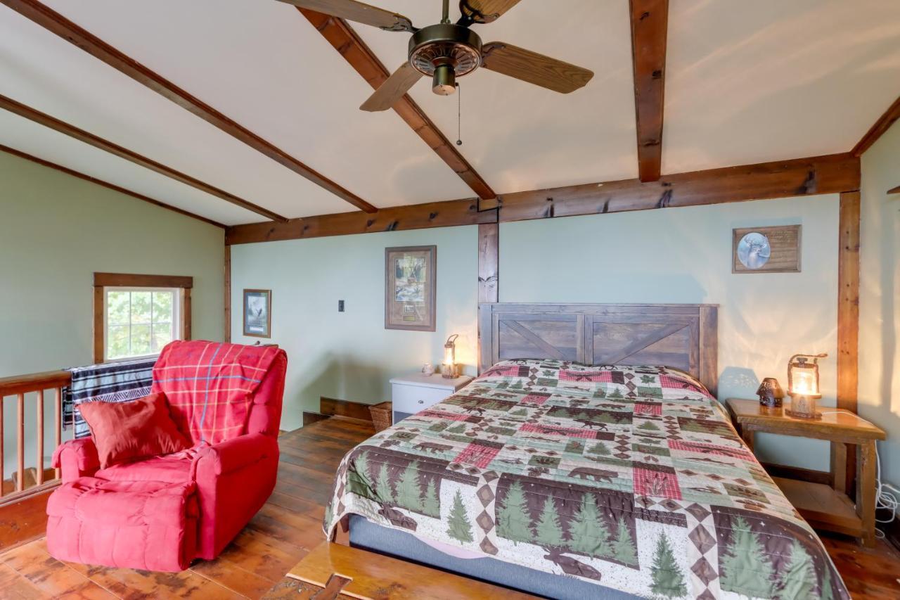 Mountaintop Ellijay Cabin With Private Hot Tub Bagian luar foto