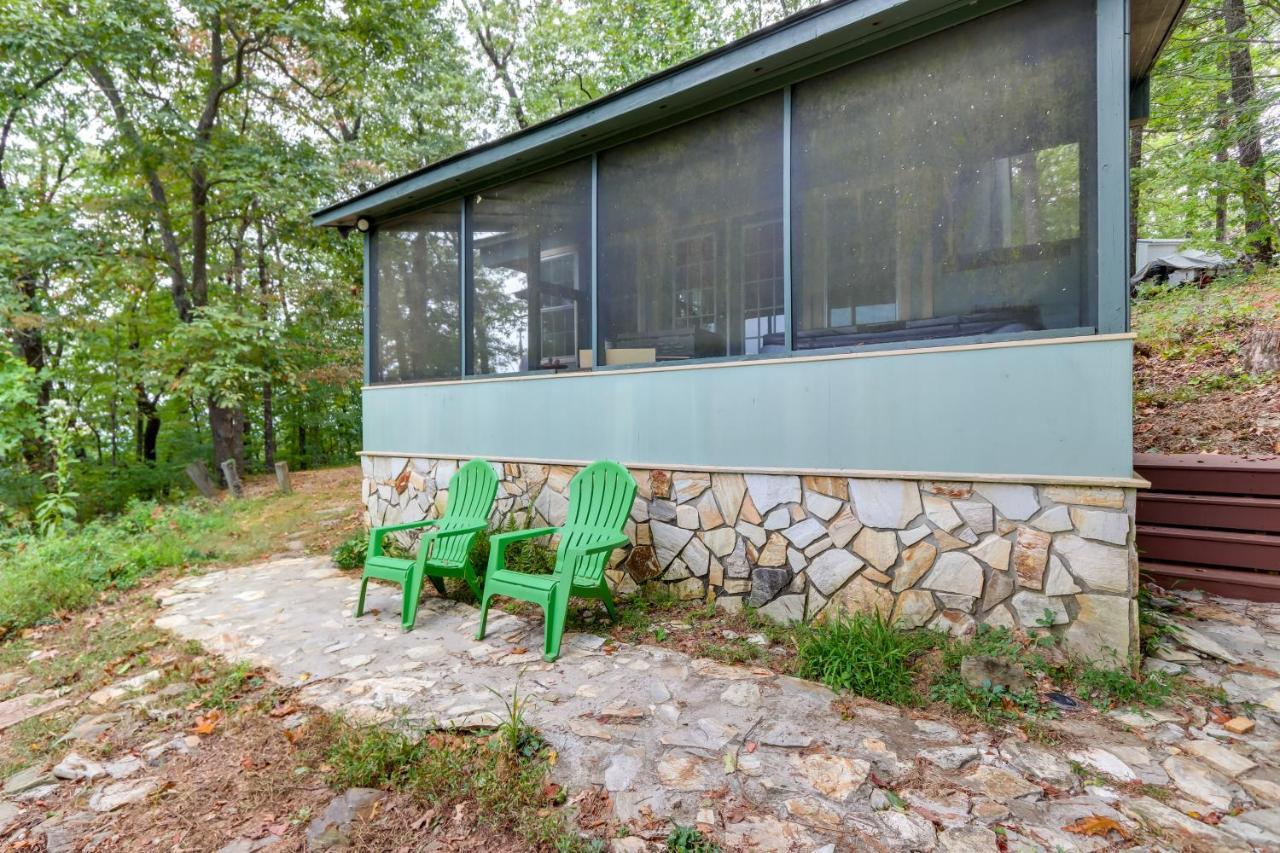 Mountaintop Ellijay Cabin With Private Hot Tub Bagian luar foto